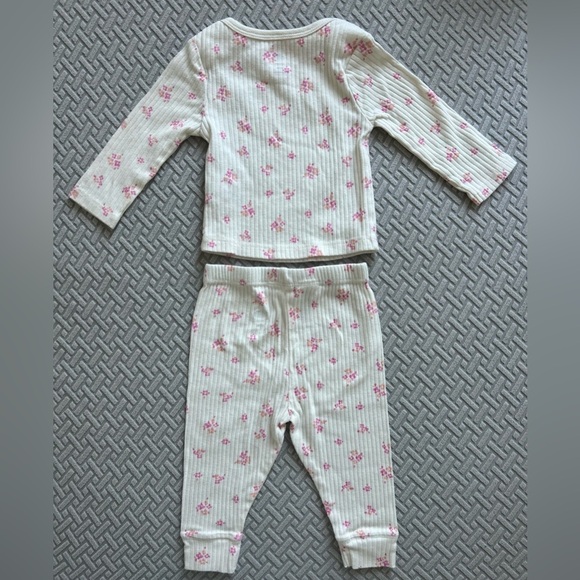 NWOT (2) Cloud Island Baby Girl Wide Ribbed Top & Bottom Sets- Size 3-6M - Picture 3 of 10